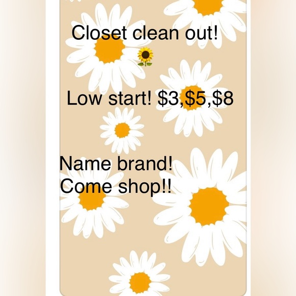 Closet cleanout! Come shop low prices’ - Picture 1 of 1